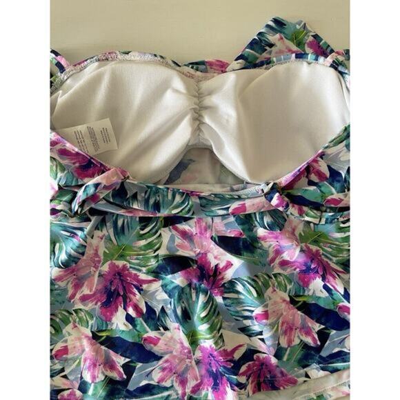 Island‎ Escape Women's Tahiti Ruffled Tankini Swim Top Size 8 NWT - Picture 3 of 5